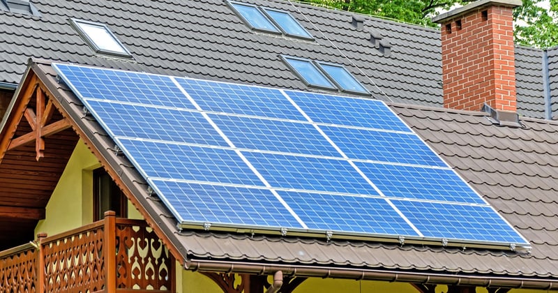 Panneaux solaires résidentiels : coûts, économies et rentabilité réels