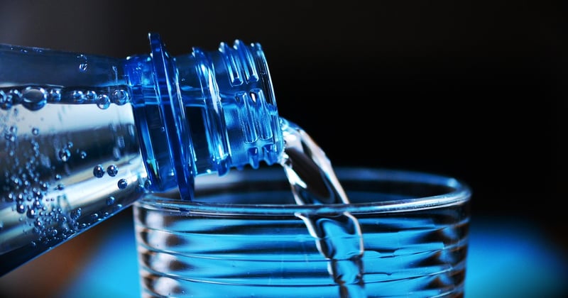 Eau potable : les enjeux sanitaires et environnementaux qui nous concernent tous